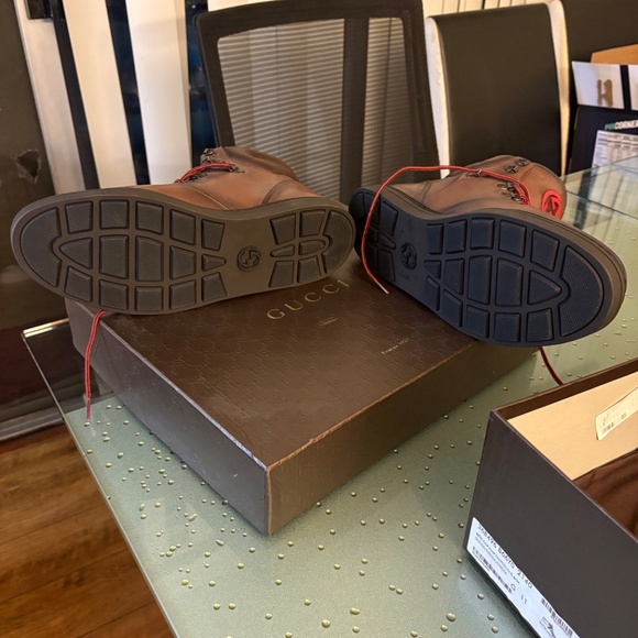 Gucci boots man brand new